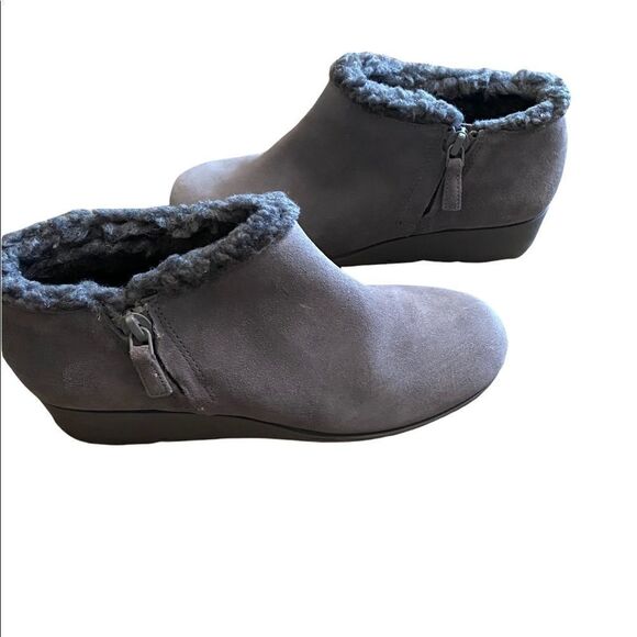 Cole Haan | Gray Callie Shearling Suede Side Zip Fur Waterproof Rain Boot | 5B - Picture 1 of 6